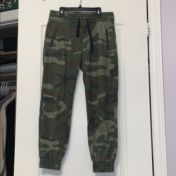 Aritzia TNA Camouflage Alix Pant - Picture 5 of 8